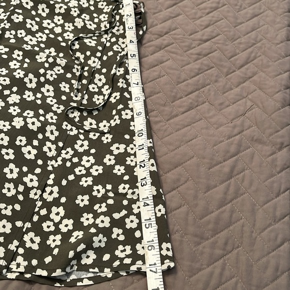 GAP Factory Olive Print Tie-Waist Mini-skirt/NWT/S - Picture 10 of 10